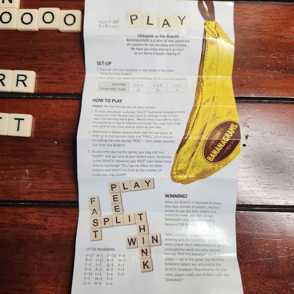 Bananagrams Crossword Word Game Family Fun Bananagram Award Winning Game Night - Picture 8 of 12